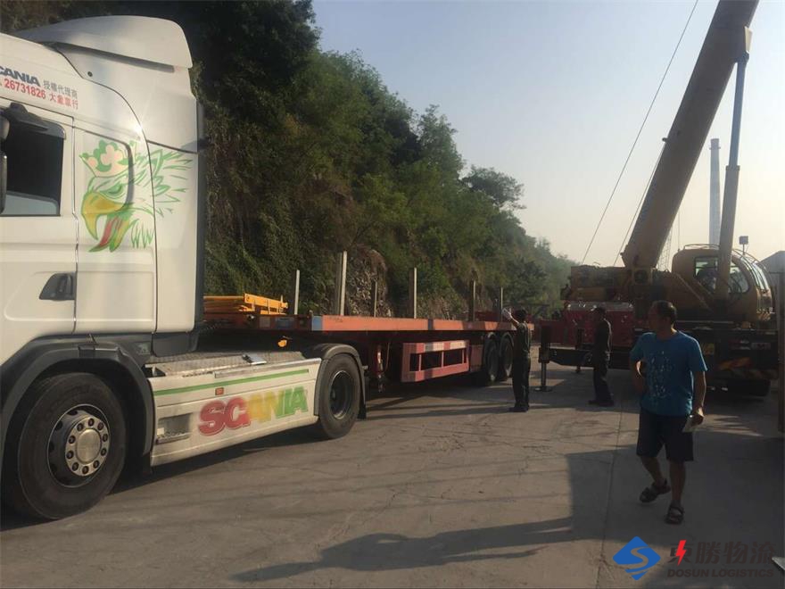 四川吊機平臺運輸到香港物流；大件貨物運輸到香港；大型貨物運輸到香港