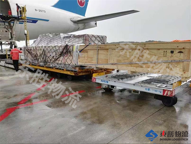 超長貨物運輸到香港，超高貨物運輸，超寬貨物運輸到香港；中港物流專線，大件物流到香港運輸；深圳到香港物流,香港物流專線,深圳香港進出口,中港物流,香港深圳貨運運輸,深圳市東勝物流有限公司