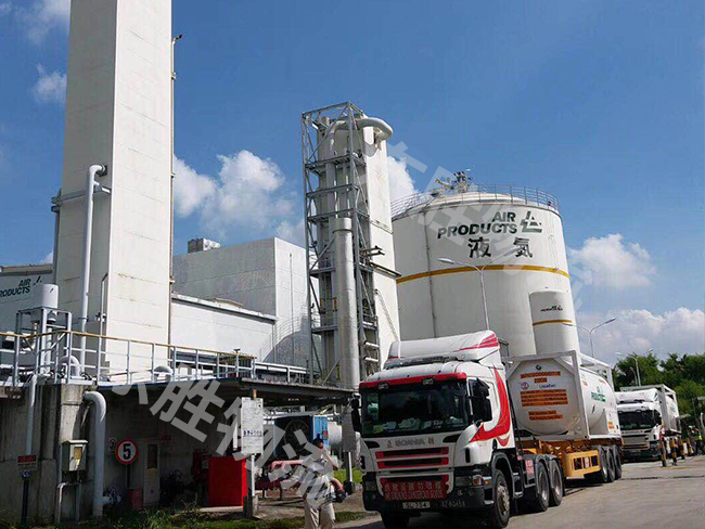 危險品車輛運輸中；該怎樣處理緊急發(fā)生情況？東勝物流，深圳到香港物流,香港物流專線,深圳香港進出口,中港物流,香港深圳貨運運輸,深圳市東勝物流有限公司