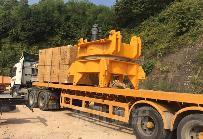 深圳到香港物流托運流程；深圳到香港物流-香港物流專線-中港貨運物流運輸專線-佛山到香港物流專線-一般貿易進出口報關代理-倉儲配送-深圳市東勝物流有限公司